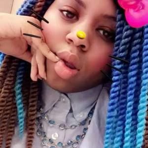 Meet your Posher, Janay